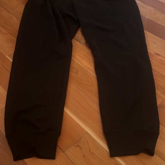 sweatpants - Picture 2 of 2
